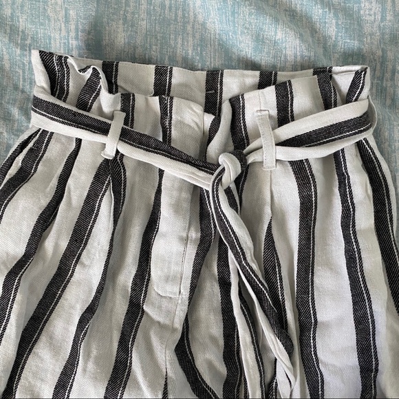 Striped High Rise Wide Leg Pants - Picture 2 of 9